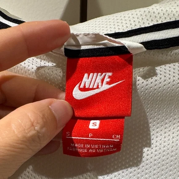 Nike Colorblock Windrunner Jacket - Picture 4 of 5